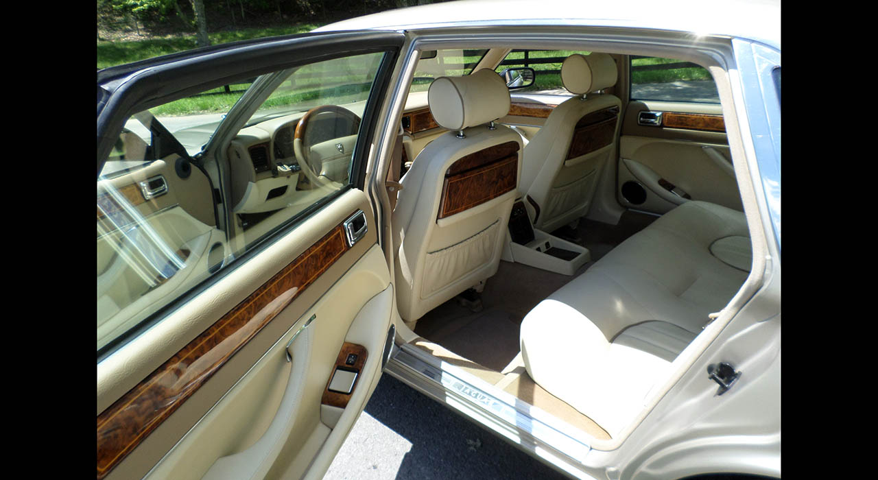 14th Image of a 1997 JAGUAR XJ6 XJ VANDEN PLAS