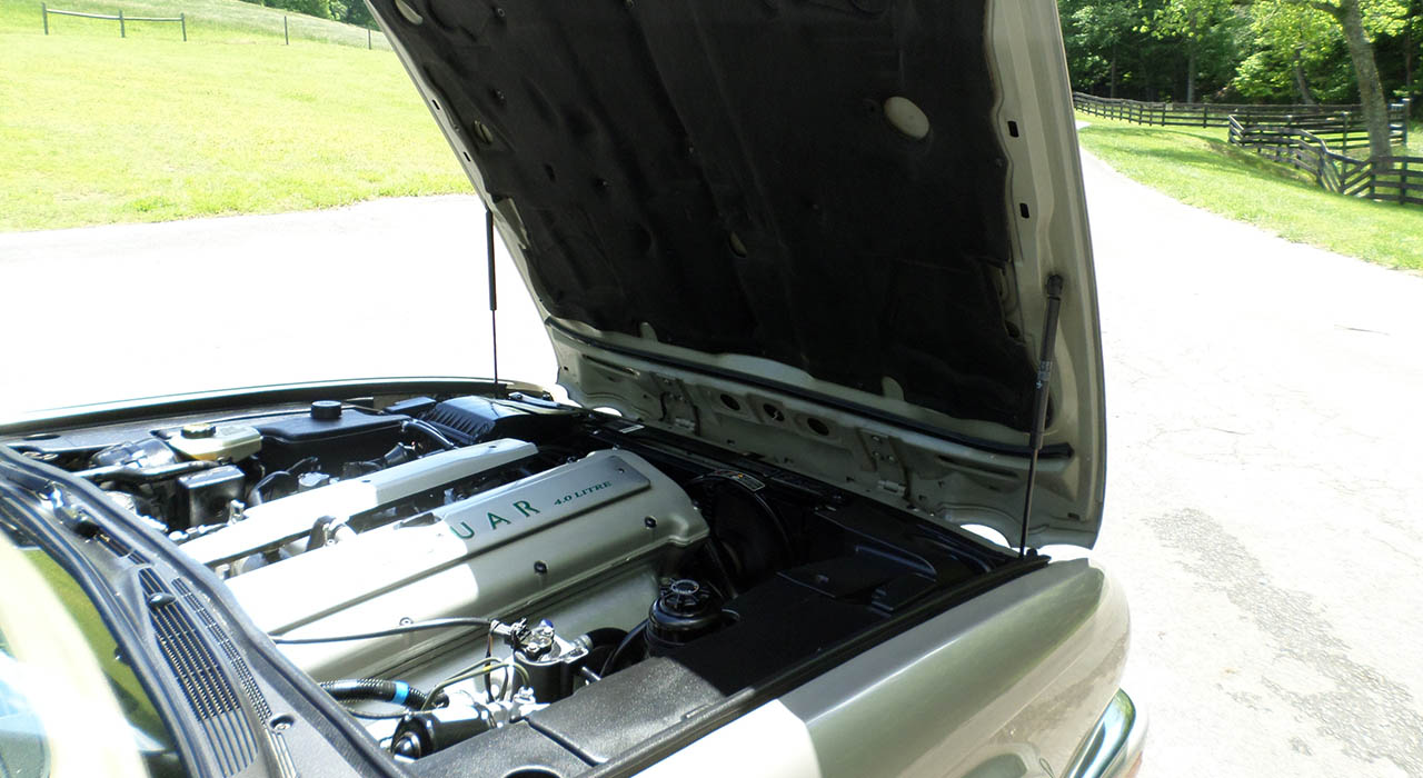 23rd Image of a 1997 JAGUAR XJ6 XJ VANDEN PLAS