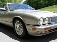 Image 2 of 25 of a 1997 JAGUAR XJ6 XJ VANDEN PLAS