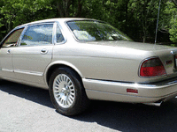 Image 5 of 25 of a 1997 JAGUAR XJ6 XJ VANDEN PLAS