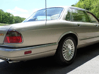 Image 7 of 25 of a 1997 JAGUAR XJ6 XJ VANDEN PLAS