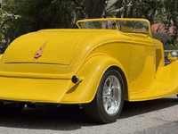 Image 6 of 21 of a 1934 FORD CUSTOM ROADSTER
