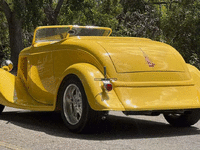 Image 7 of 21 of a 1934 FORD CUSTOM ROADSTER