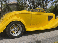 Image 8 of 21 of a 1934 FORD CUSTOM ROADSTER
