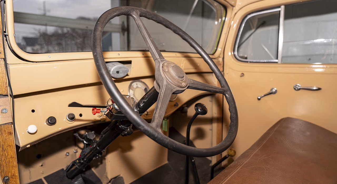 12th Image of a 1936 INDIANA WRECKER
