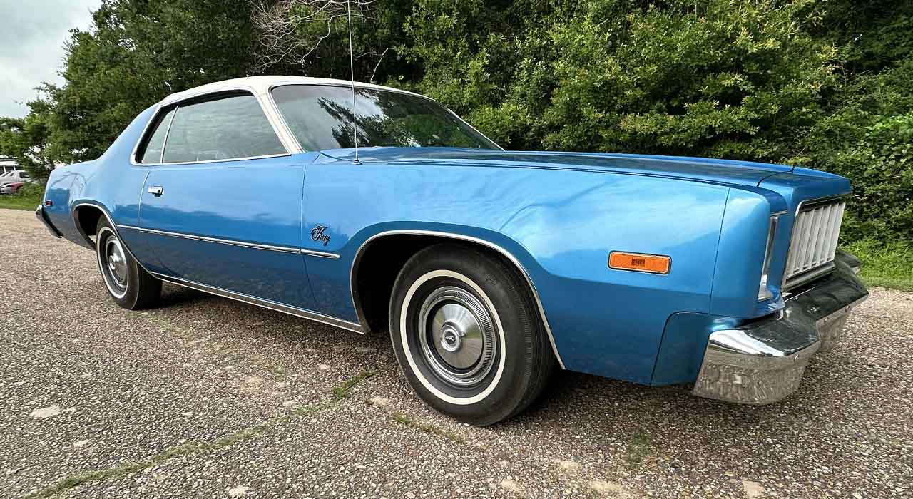 1st Image of a 1976 PLYMOUTH FURY