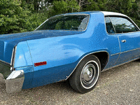 Image 4 of 27 of a 1976 PLYMOUTH FURY