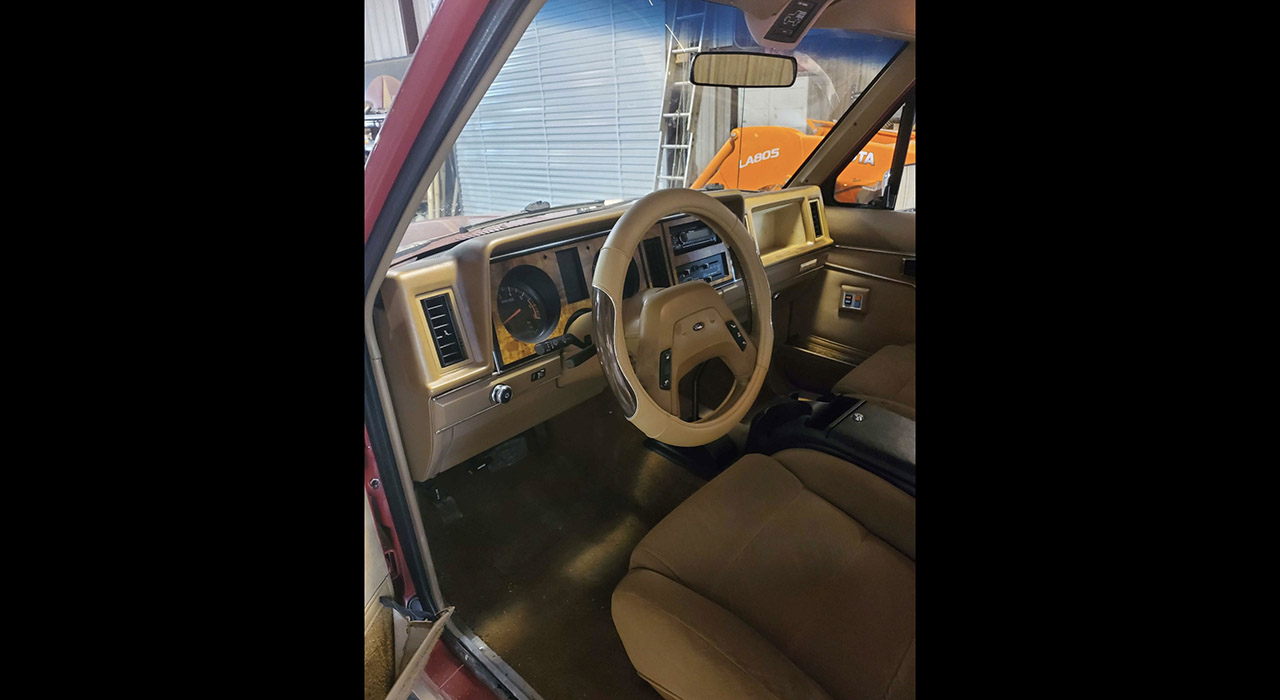 7th Image of a 1988 FORD BRONCO II