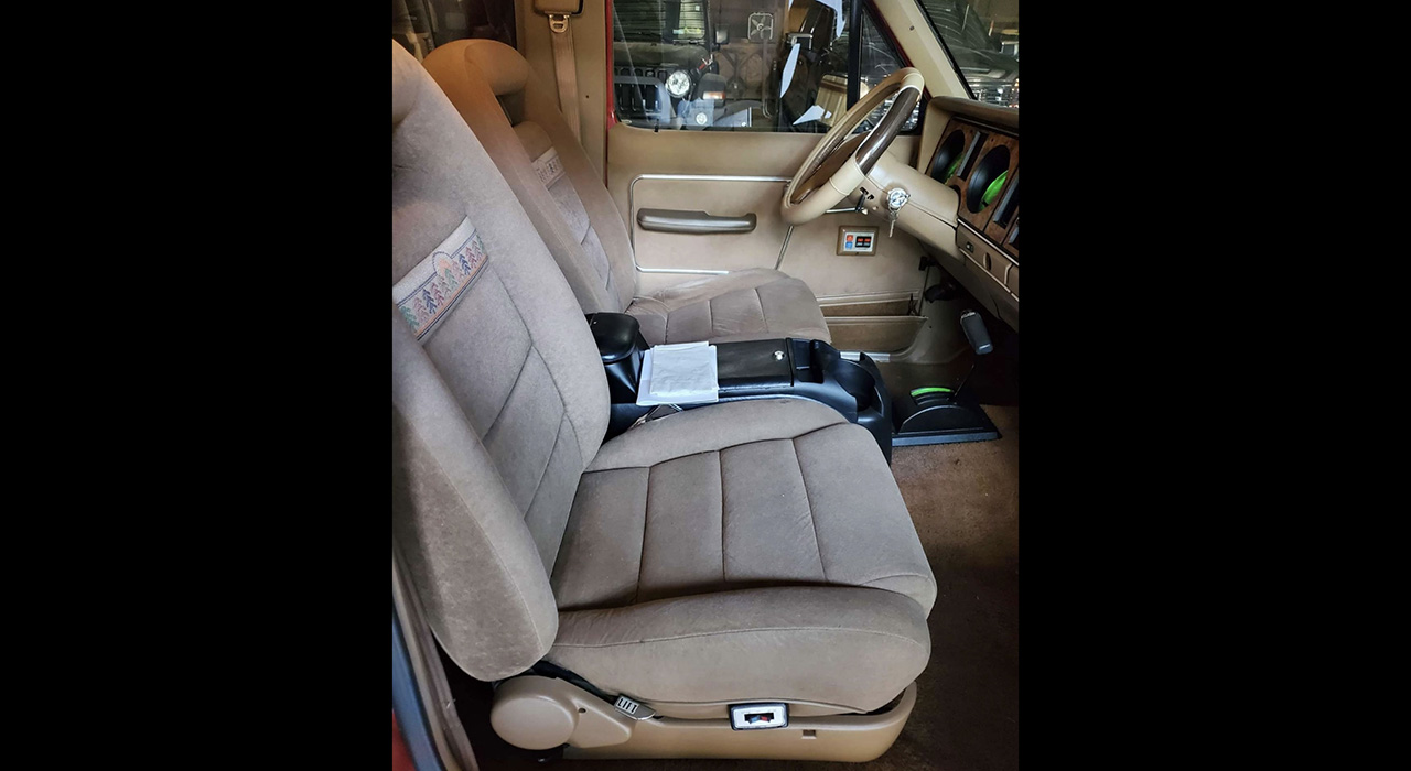 9th Image of a 1988 FORD BRONCO II