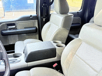 Image 5 of 6 of a 2006 FORD F150 FX4