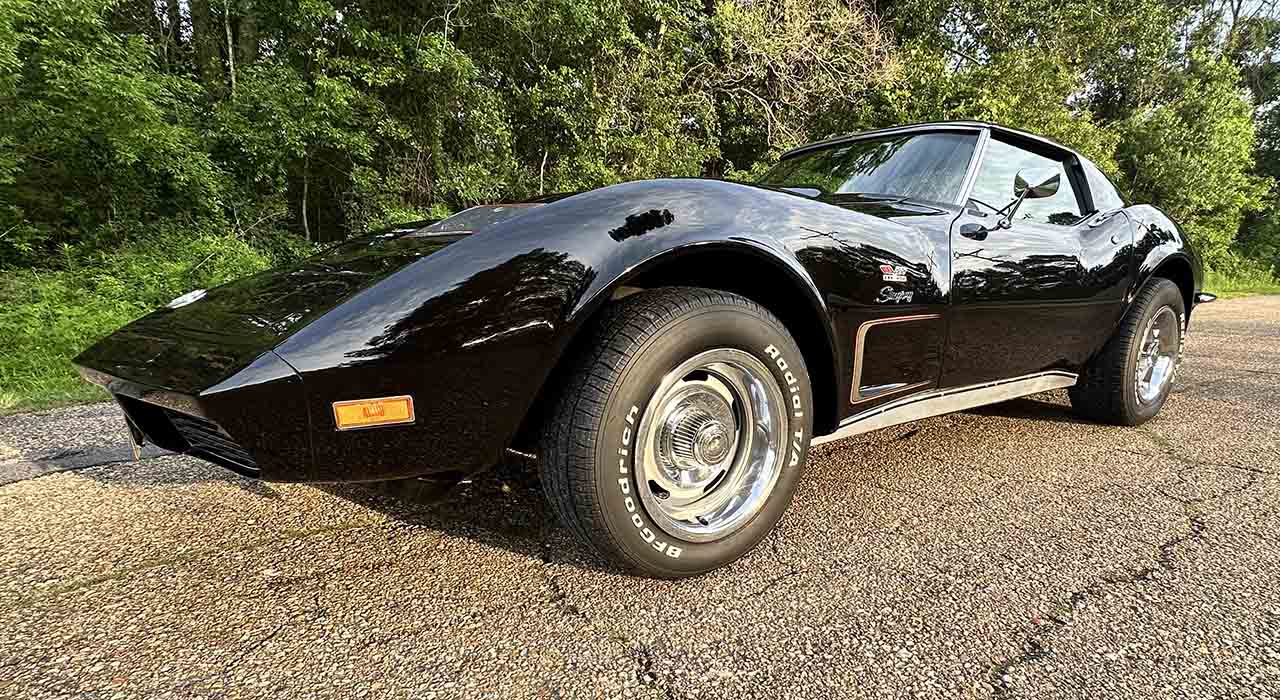 0th Image of a 1973 CHEVROLET CORVETTE RESTOMOD