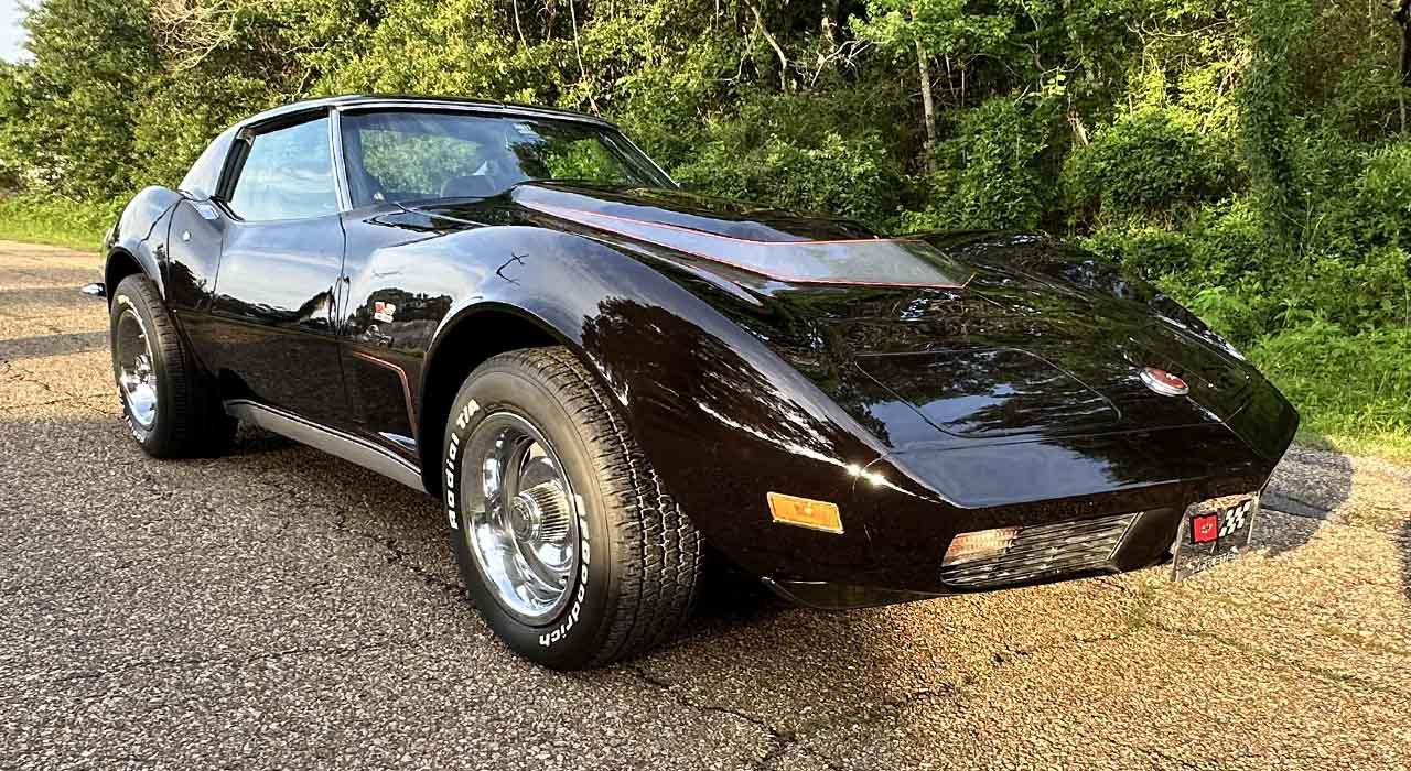 1st Image of a 1973 CHEVROLET CORVETTE RESTOMOD