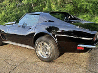Image 3 of 22 of a 1973 CHEVROLET CORVETTE RESTOMOD