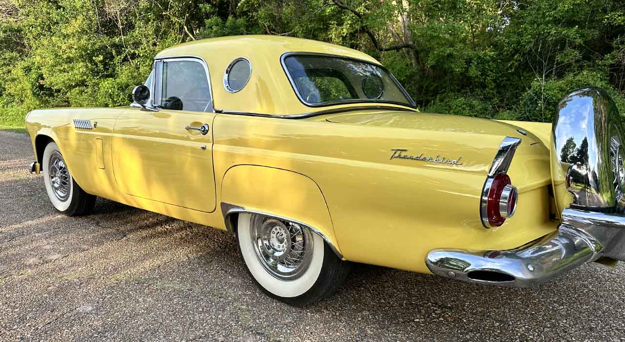 3rd Image of a 1956 FORD THUNDERBIRD