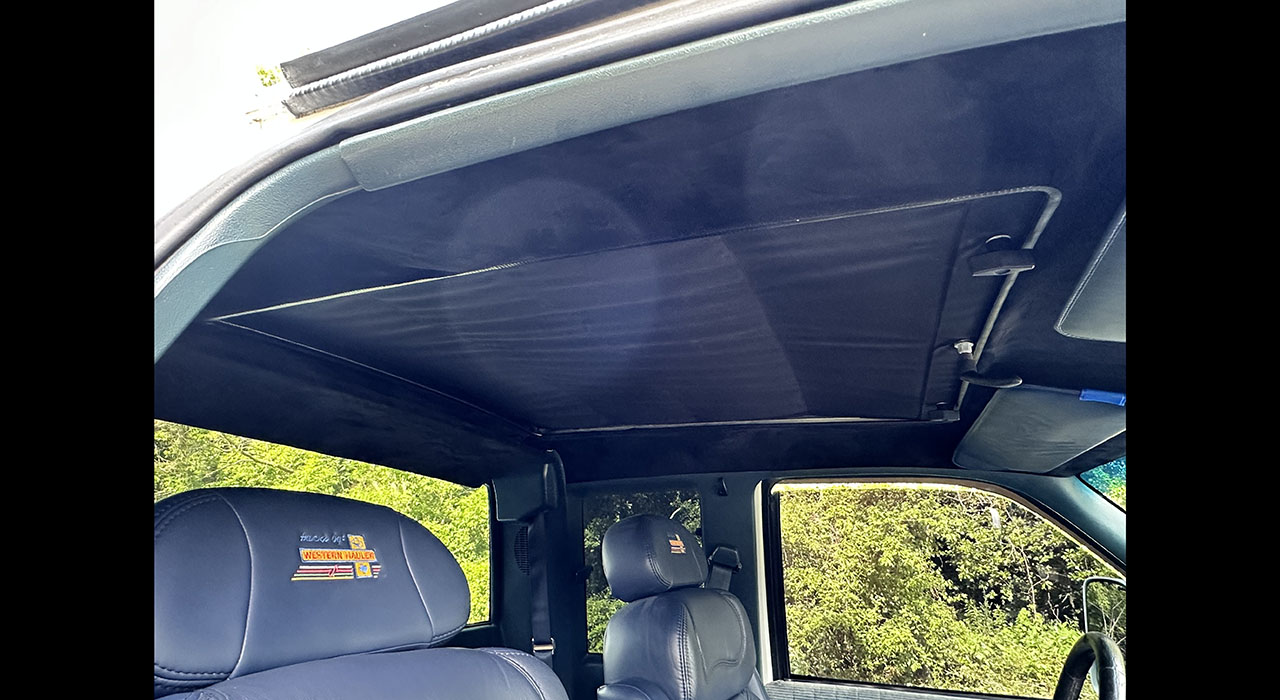 14th Image of a 1994 CHEVROLET C3500 DUALLY