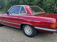 Image 3 of 17 of a 1980 MERCEDES 280SL