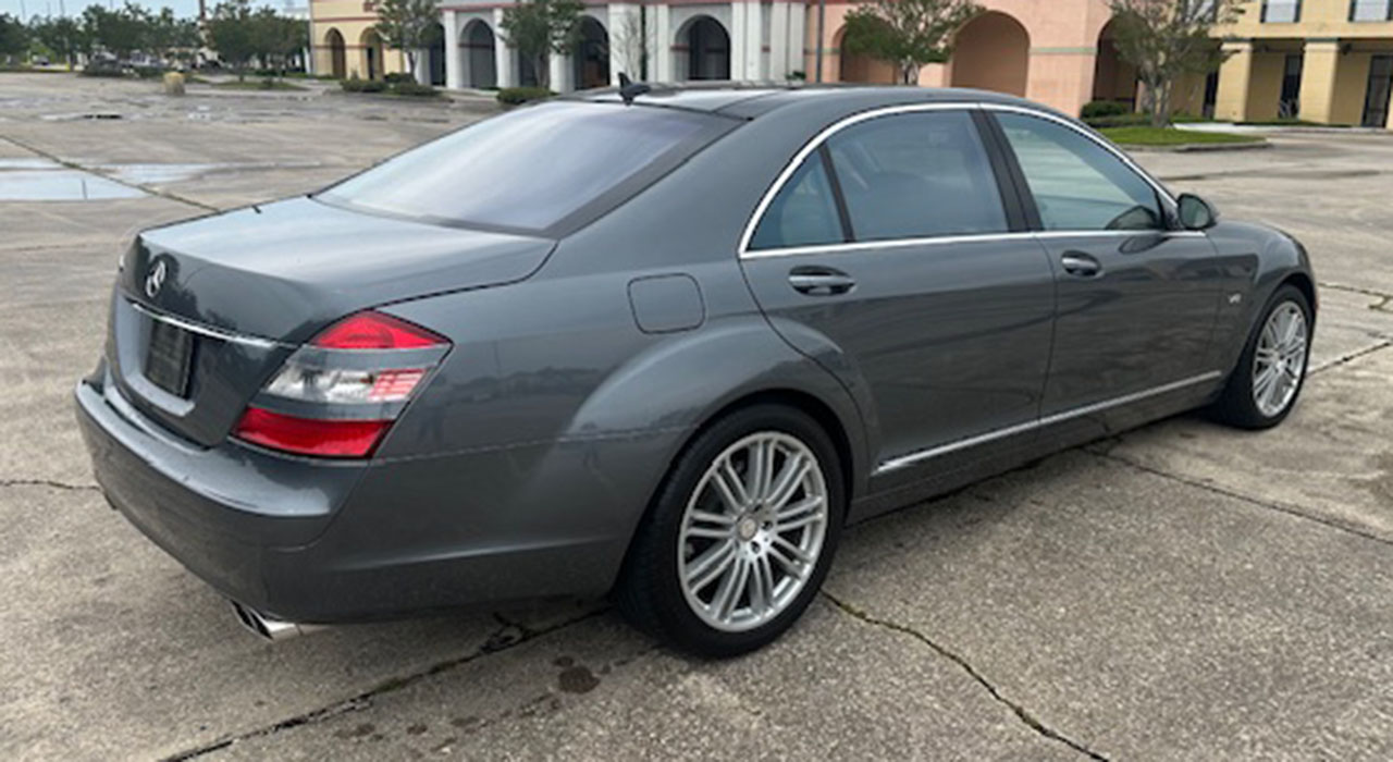 2nd Image of a 2009 MERCEDES-BENZ S-CLASS S600 BI-T