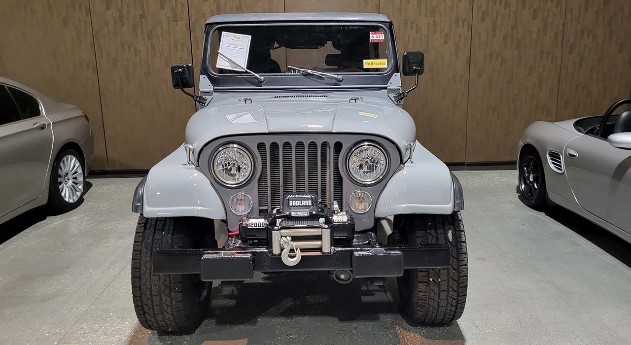 4th Image of a 1982 JEEP CJ7