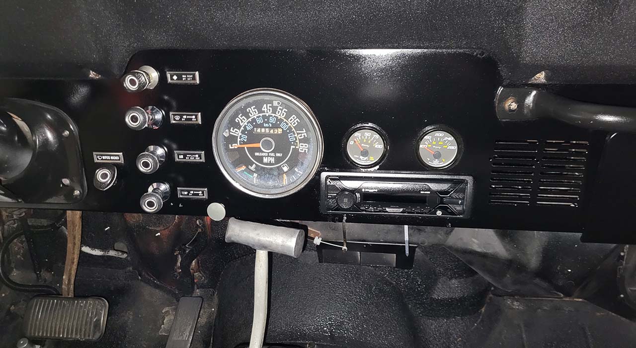 12th Image of a 1982 JEEP CJ7