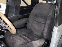 Image 7 of 14 of a 1982 JEEP CJ7