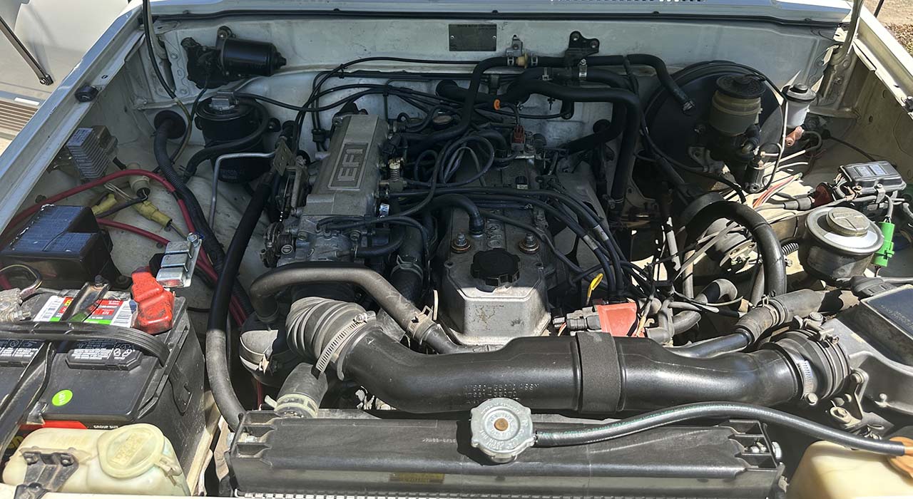 13th Image of a 1988 TOYOTA 4RUNNER DLX