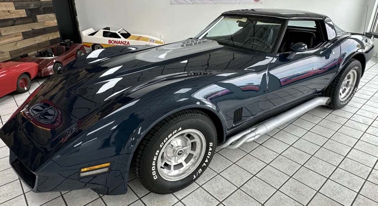 1st Image of a 1981 CHEVROLET CORVETTE