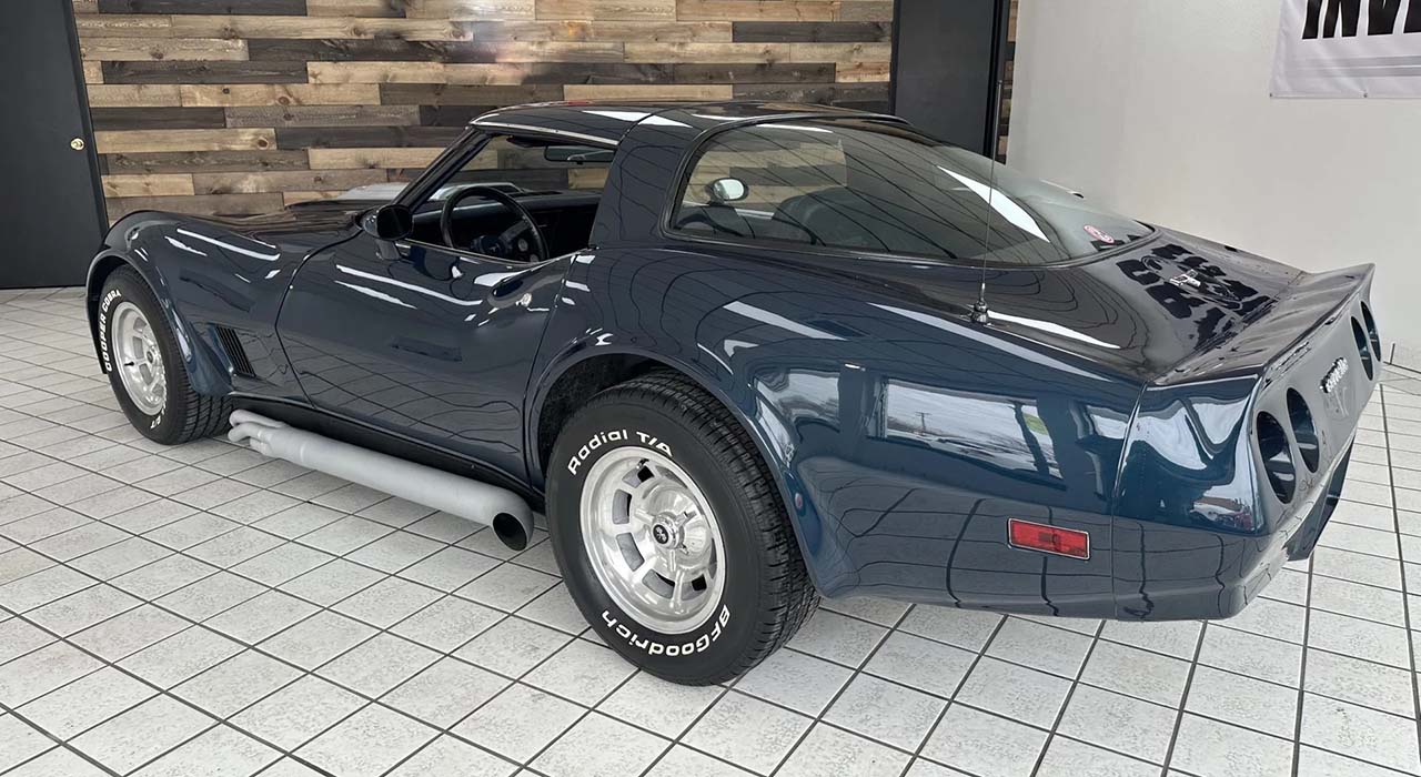 4th Image of a 1981 CHEVROLET CORVETTE