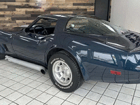 Image 5 of 24 of a 1981 CHEVROLET CORVETTE
