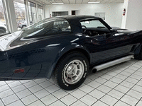 Image 7 of 24 of a 1981 CHEVROLET CORVETTE