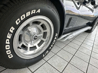 Image 15 of 24 of a 1981 CHEVROLET CORVETTE
