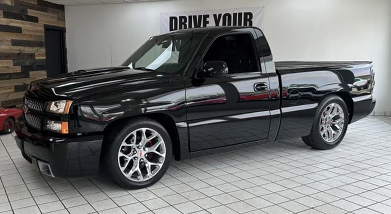 1st Image of a 2006 CHEVROLET SILVERADO 1500