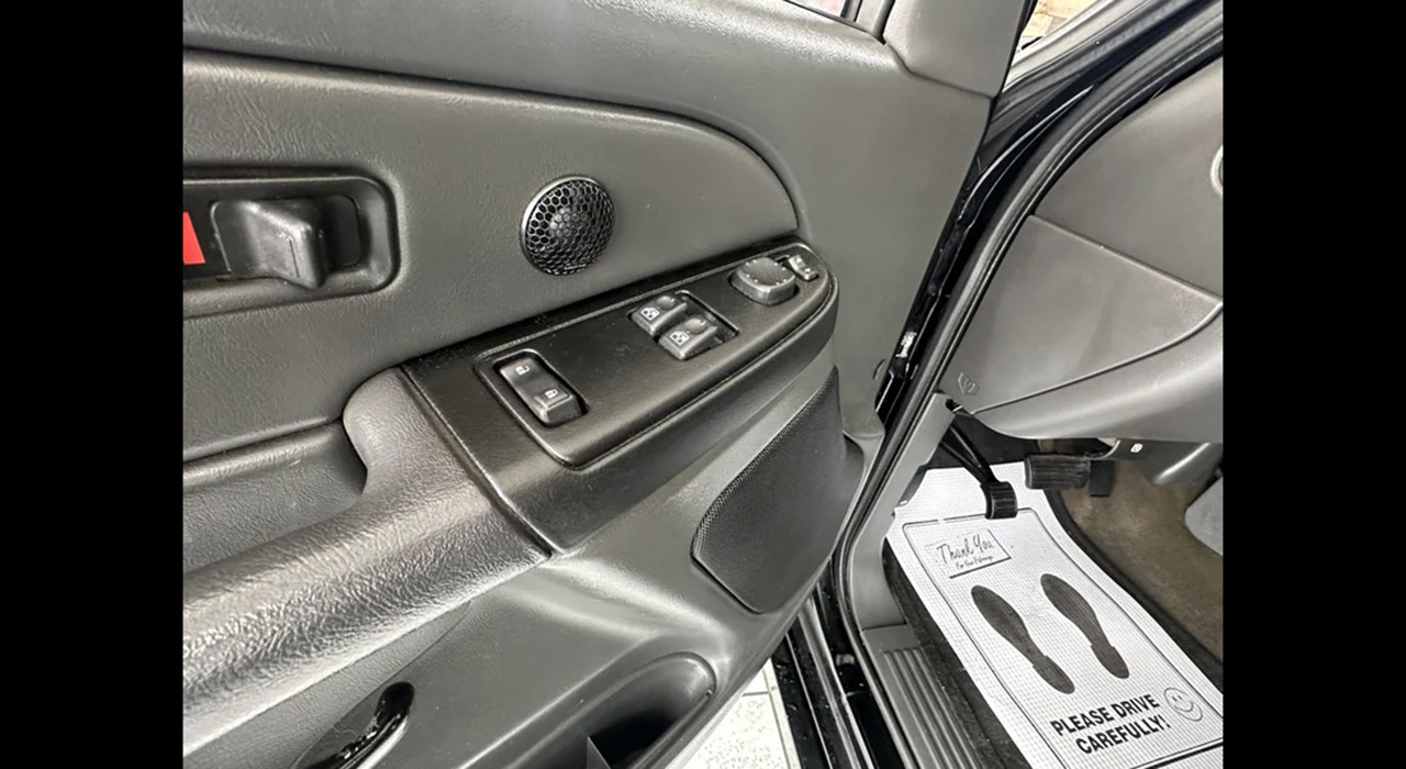 11th Image of a 2006 CHEVROLET SILVERADO 1500