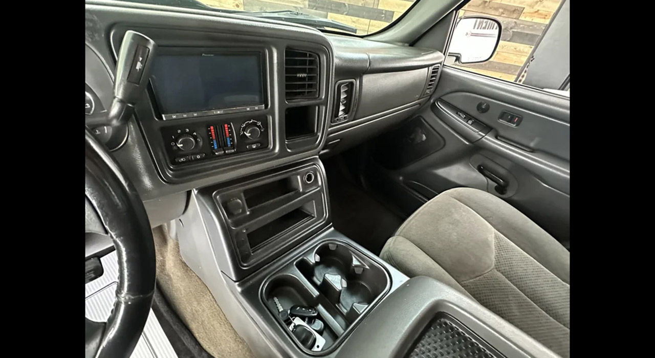 15th Image of a 2006 CHEVROLET SILVERADO 1500
