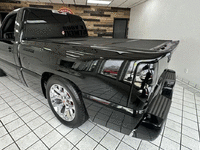 Image 5 of 22 of a 2006 CHEVROLET SILVERADO 1500