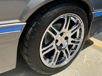 Image 14 of 21 of a 1989 FORD MUSTANG GT