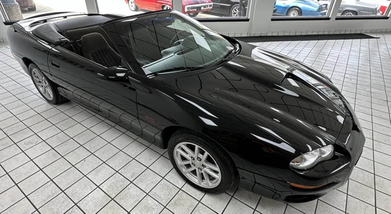 2nd Image of a 2000 CHEVROLET CAMARO SS