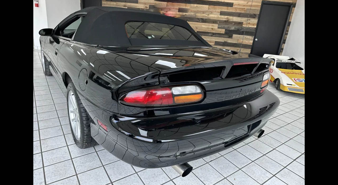 6th Image of a 2000 CHEVROLET CAMARO SS