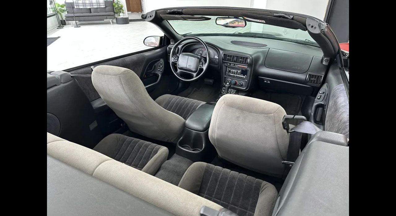 14th Image of a 2000 CHEVROLET CAMARO SS