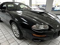 Image 4 of 33 of a 2000 CHEVROLET CAMARO SS