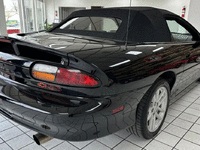 Image 8 of 33 of a 2000 CHEVROLET CAMARO SS