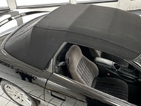 Image 13 of 33 of a 2000 CHEVROLET CAMARO SS