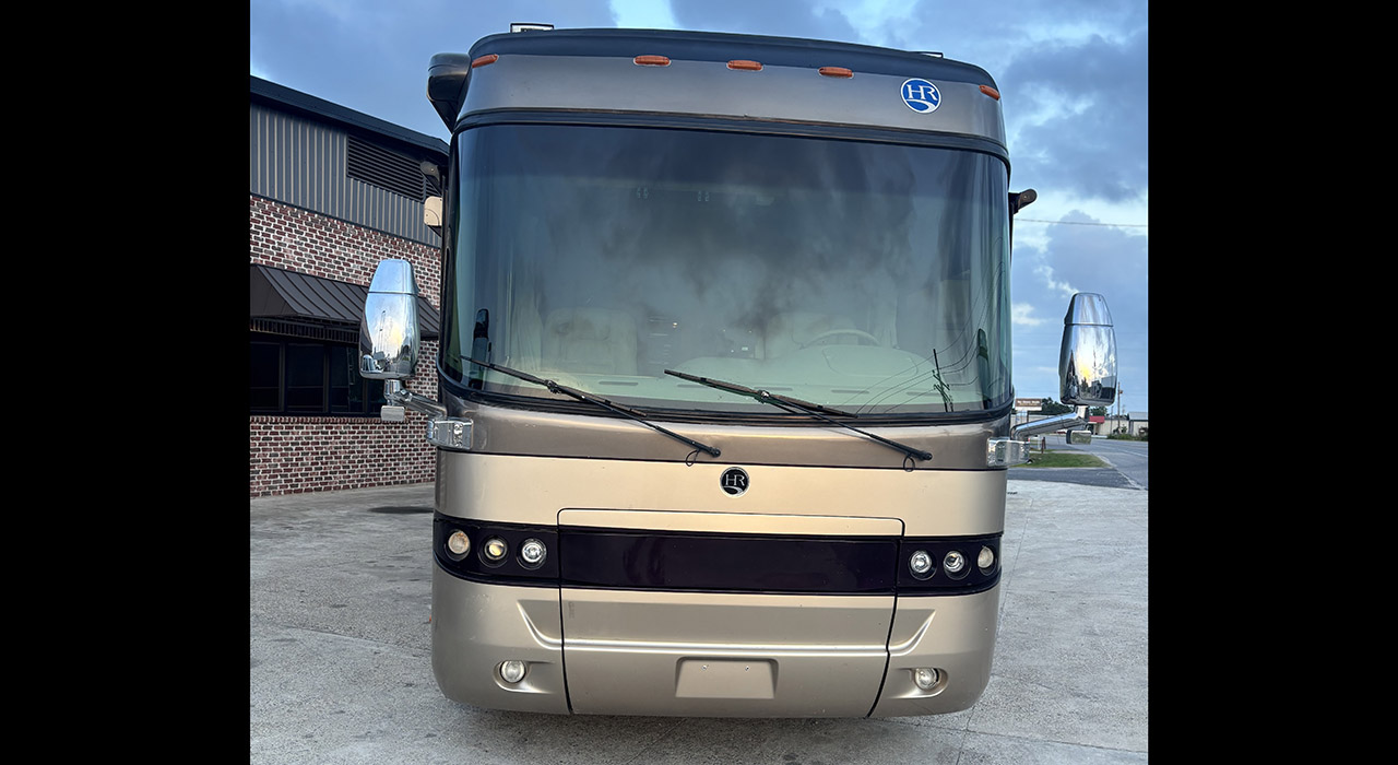 4th Image of a 2006 HOLIDAY RAMBLER NAVIGATOR