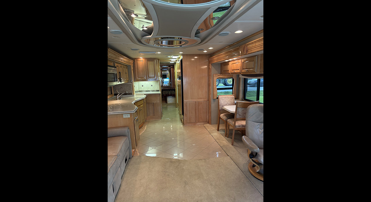 6th Image of a 2006 HOLIDAY RAMBLER NAVIGATOR