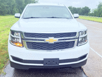 Image 3 of 4 of a 2017 CHEVROLET SUBURBAN Z71