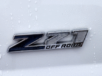Image 4 of 4 of a 2017 CHEVROLET SUBURBAN Z71