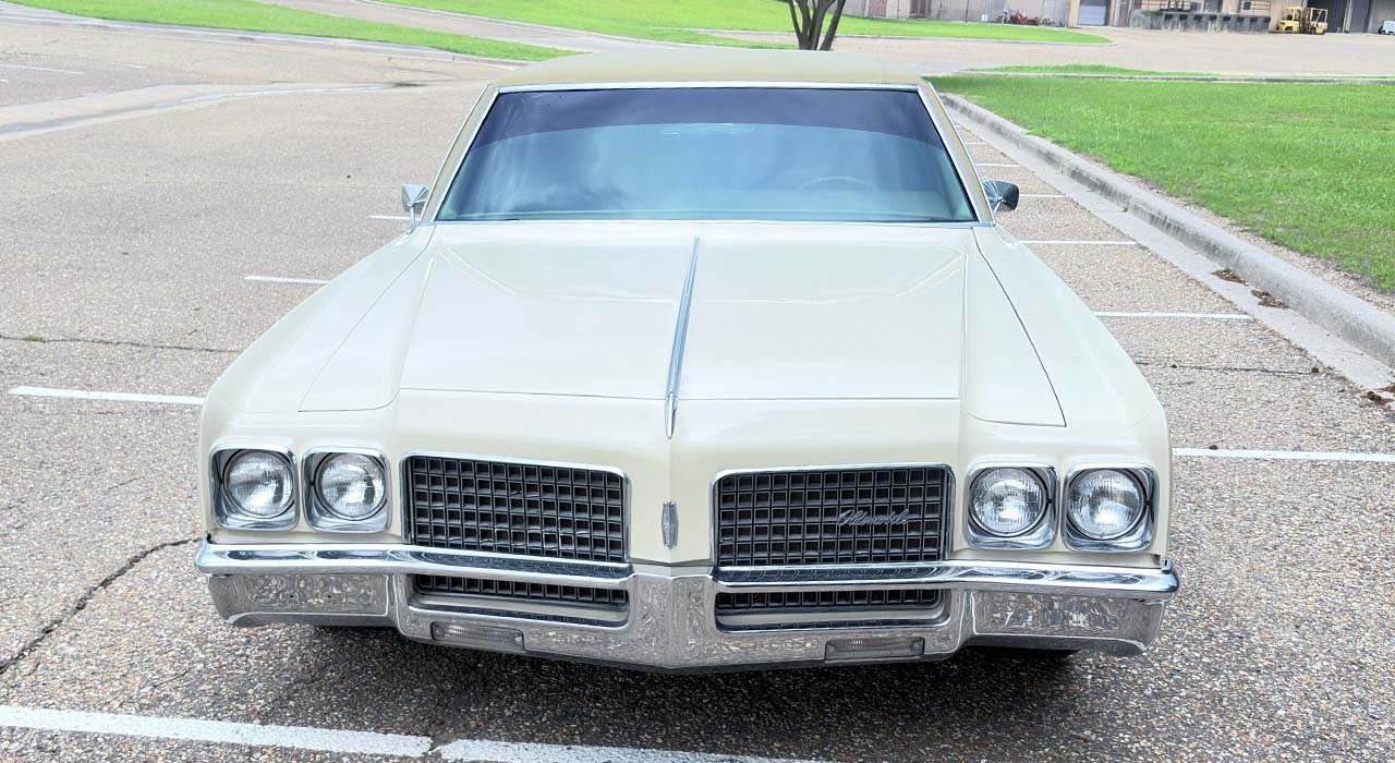 1st Image of a 1970 OLDSMOBILE 98 REGENCY