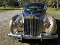 Image 7 of 19 of a 1960 ROLLS ROYCE SILVER CLOUD 2