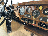 Image 13 of 19 of a 1960 ROLLS ROYCE SILVER CLOUD 2