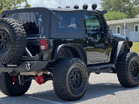 Image 10 of 29 of a 2011 JEEP WRANGLER RUBICON