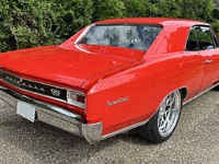 Image 4 of 18 of a 1966 CHEVROLET CHEVELLE SS